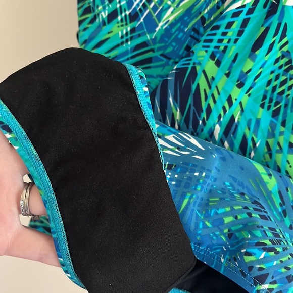 LL Bean Tropical Palm One Piece Swimsuit Sz 18 UPF 40 vacation beach summer - Picture 5 of 7